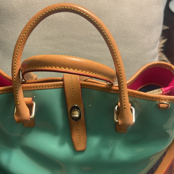Dooney & Bourke - Picture 9 of 9
